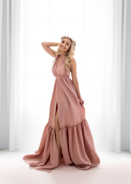 Õrnroosa boho kleit